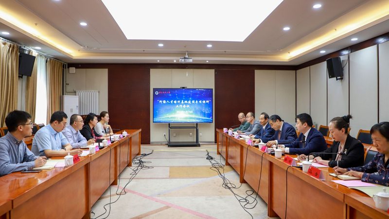 叉车安全规范标准：保障作业安全的关键