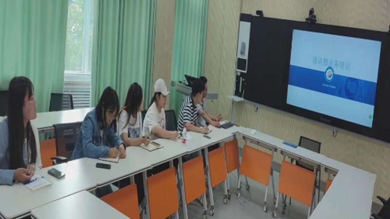 考叉车证哪个学校正规